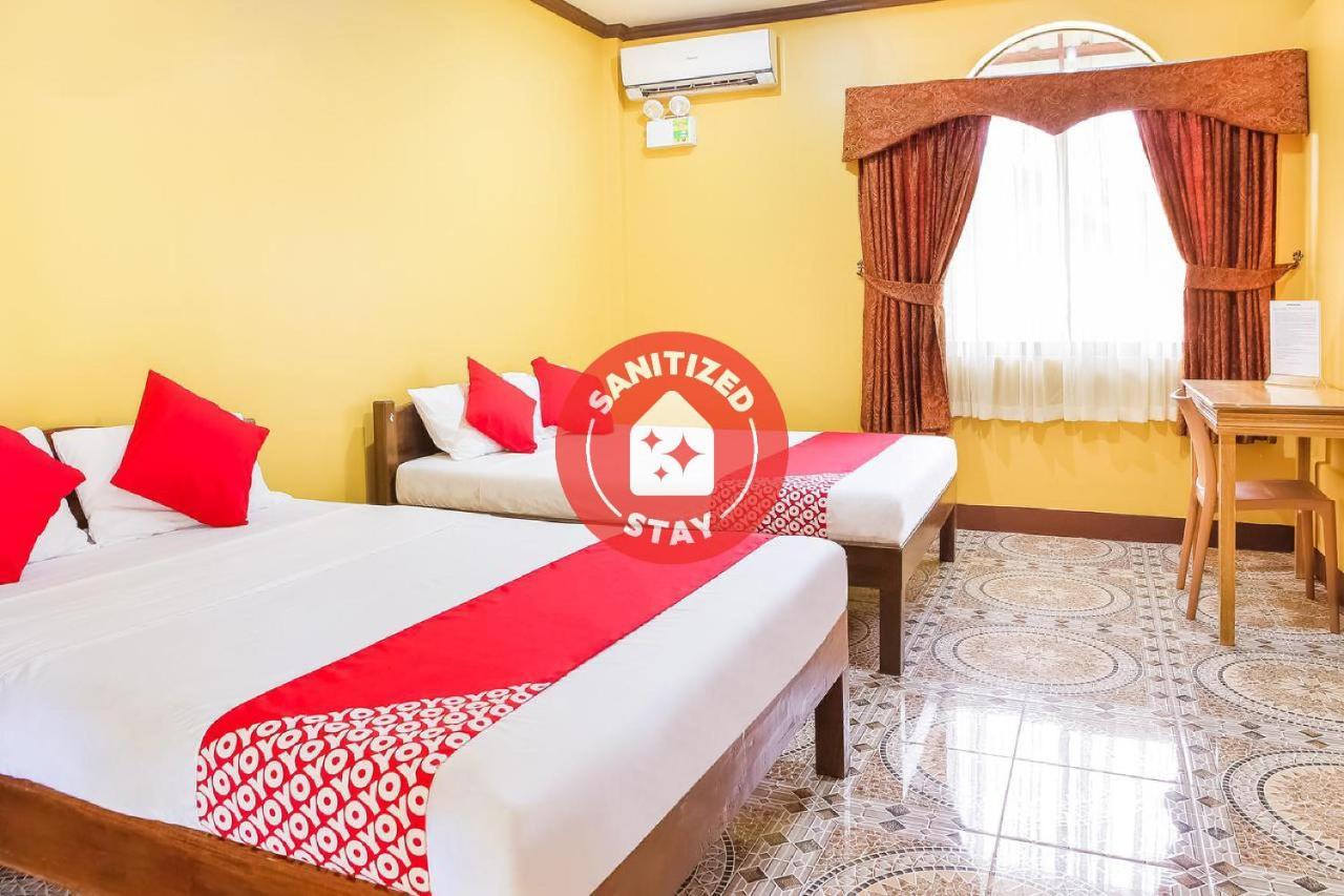 Oyo 422 Villa Emilia Pension House Panglao Dış mekan fotoğraf
