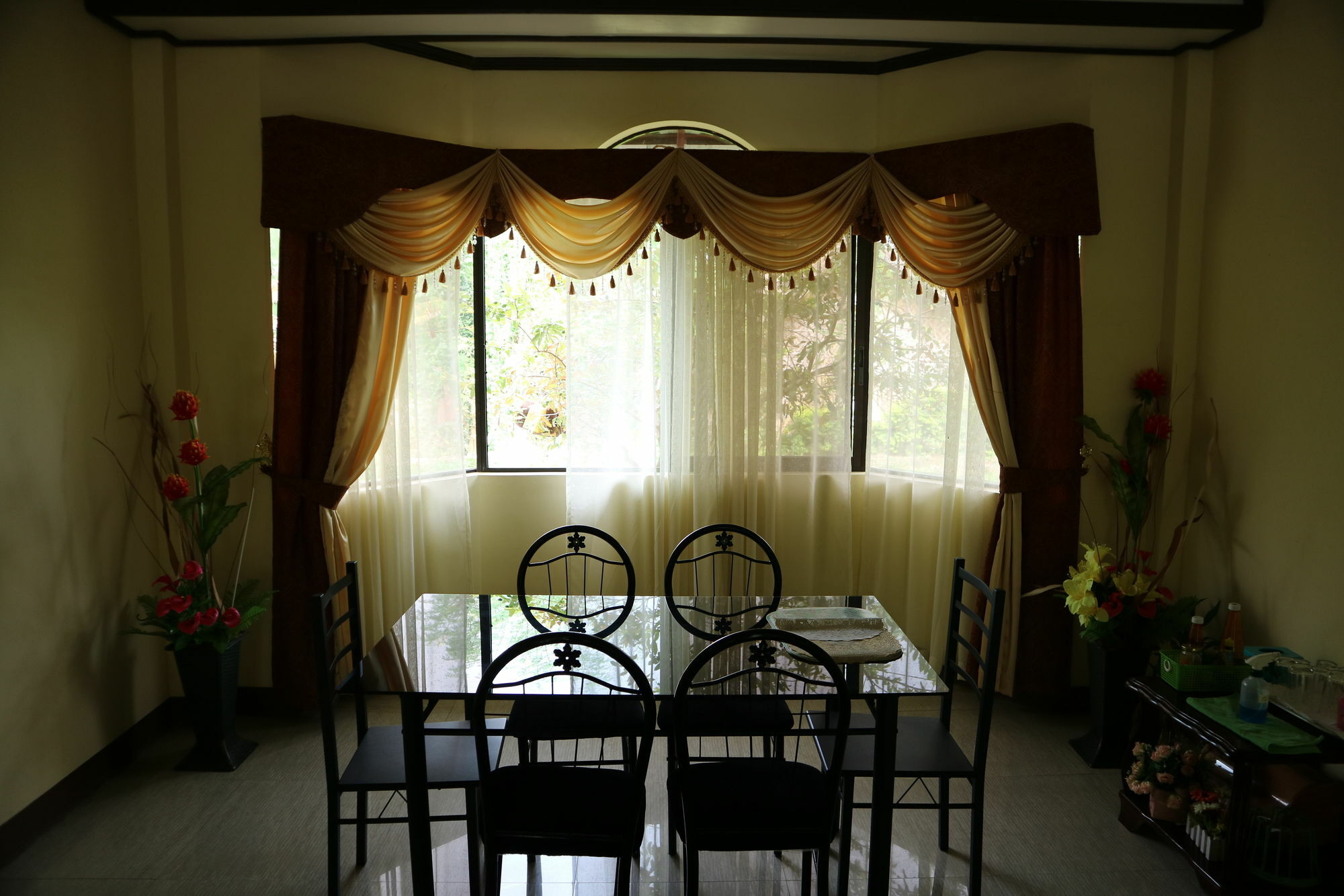 Oyo 422 Villa Emilia Pension House Panglao Dış mekan fotoğraf