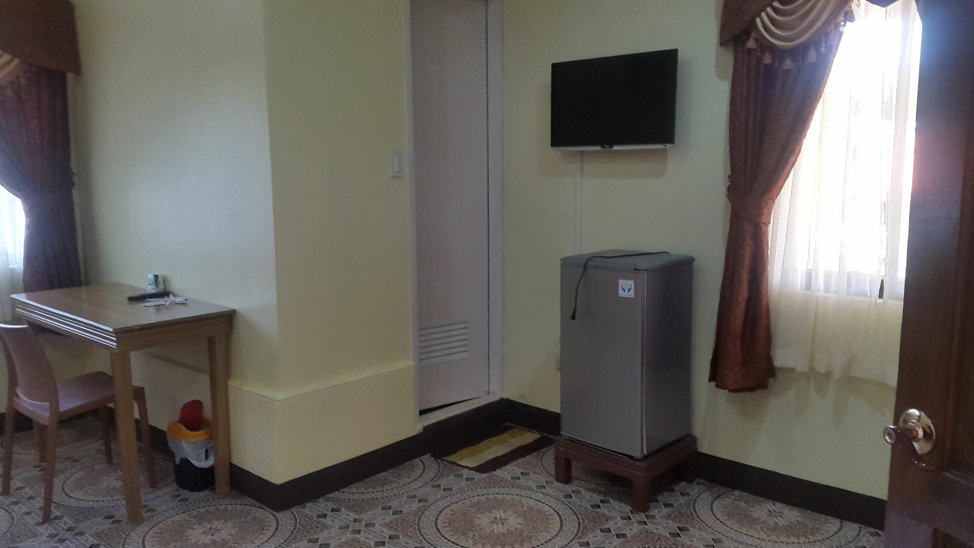 Oyo 422 Villa Emilia Pension House Panglao Dış mekan fotoğraf