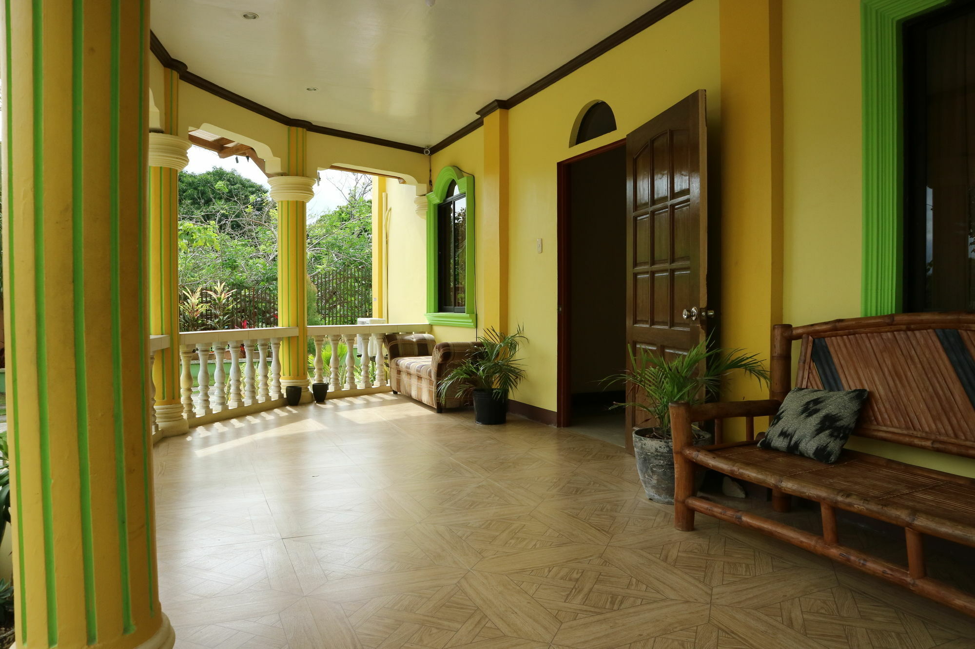 Oyo 422 Villa Emilia Pension House Panglao Dış mekan fotoğraf