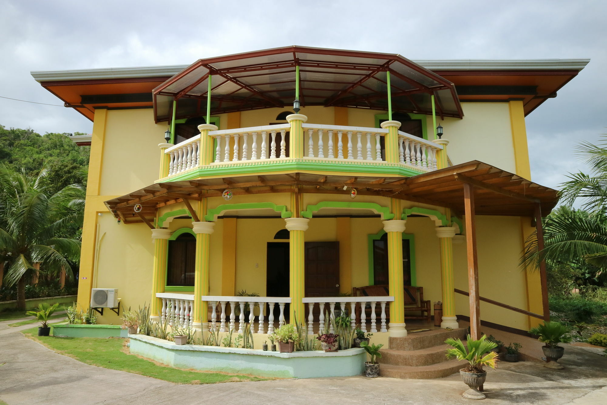 Oyo 422 Villa Emilia Pension House Panglao Dış mekan fotoğraf