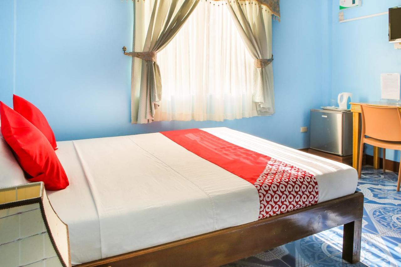 Oyo 422 Villa Emilia Pension House Panglao Dış mekan fotoğraf