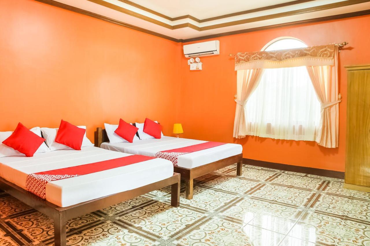 Oyo 422 Villa Emilia Pension House Panglao Dış mekan fotoğraf